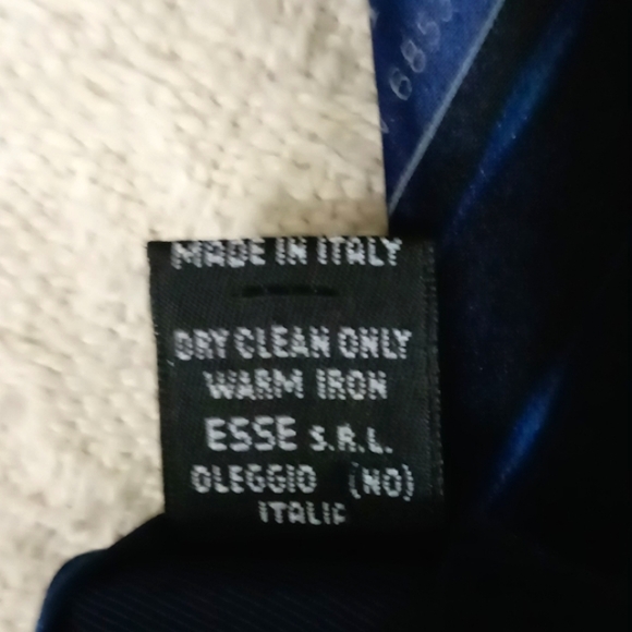 Valentino 100% Silk Navy Stripes Necktie Tie Italy - Picture 12 of 14